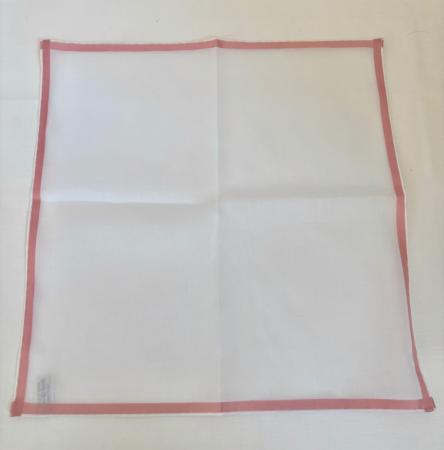The pocket handkerchieves &raquo; The white pockets &raquo; Amalfi white pocketsquare with pink satin border